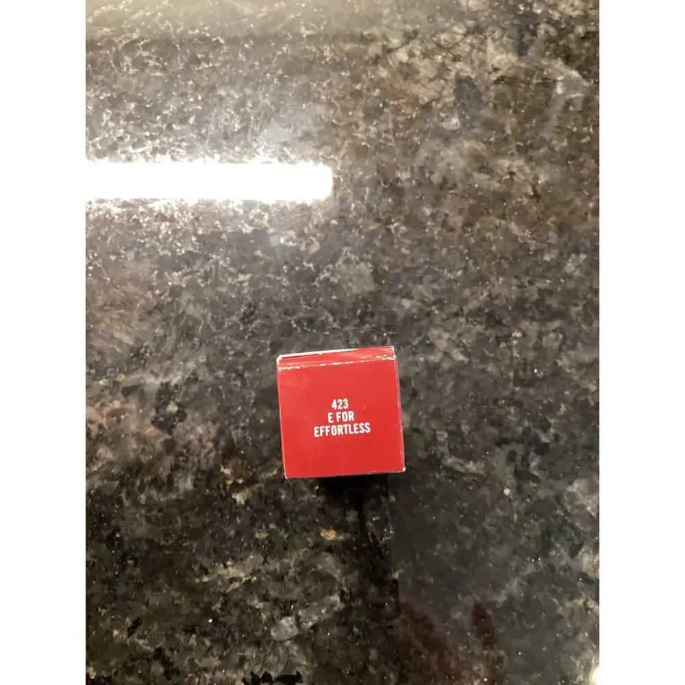 Mac Love Me Lipstick Full 0.1 Oz/3g‎ 423 E for effortless makeup